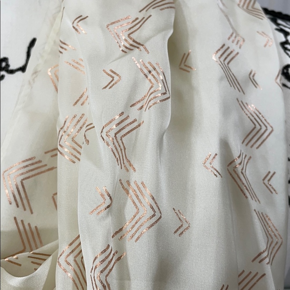 APT. 9 Loop/Infinity Scarf - Picture 4 of 7